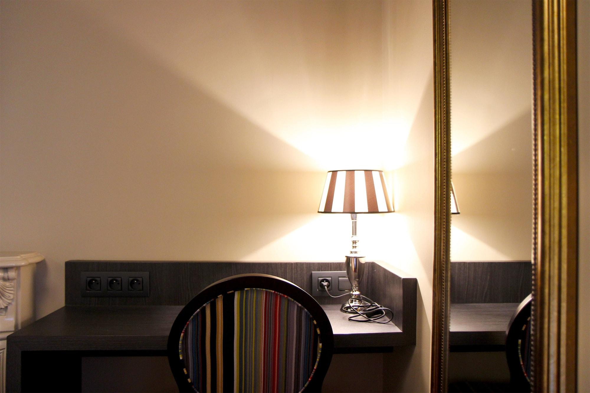 Hotel Western Le Montmartre – Saint Pierre Paris