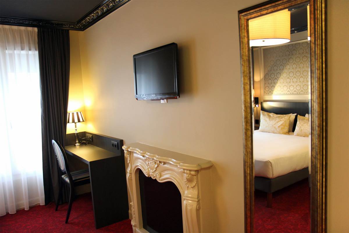 Western Le Montmartre – Saint Pierre Paris