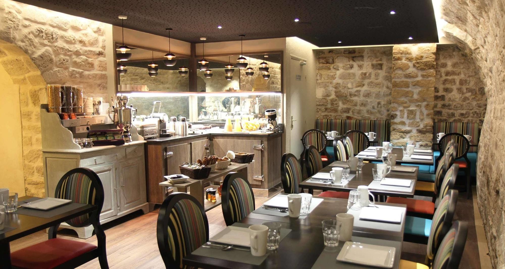 Hotel Western Le Montmartre – Saint Pierre