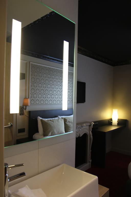 Western Le Montmartre – Saint Pierre